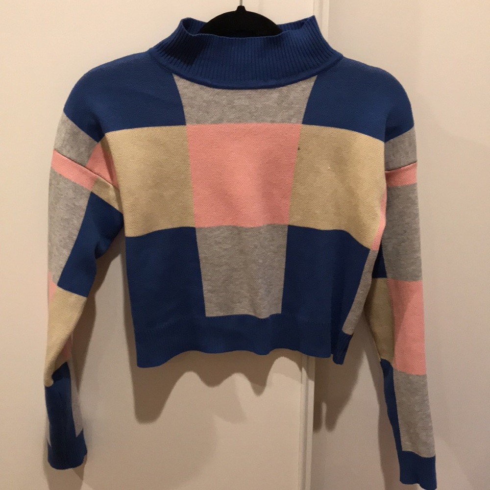 Cropped sweater